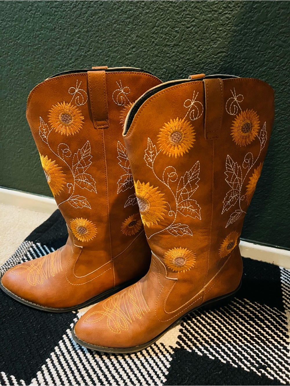 Sunflower Embroidered Brown Leather Cowboy Boots